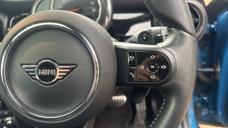 MINI Hatchback 2.0 Cooper S Sport 3dr Auto Petrol Hatchback